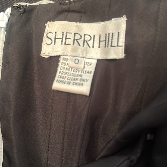 Sherri Hill 56058, size 0, ivory/black - Picture 10 of 13